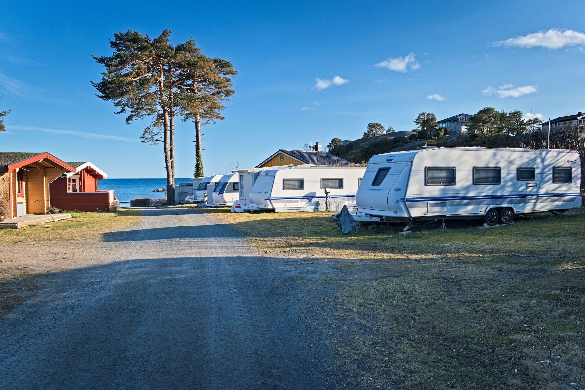 Campingvogner på campingplass
